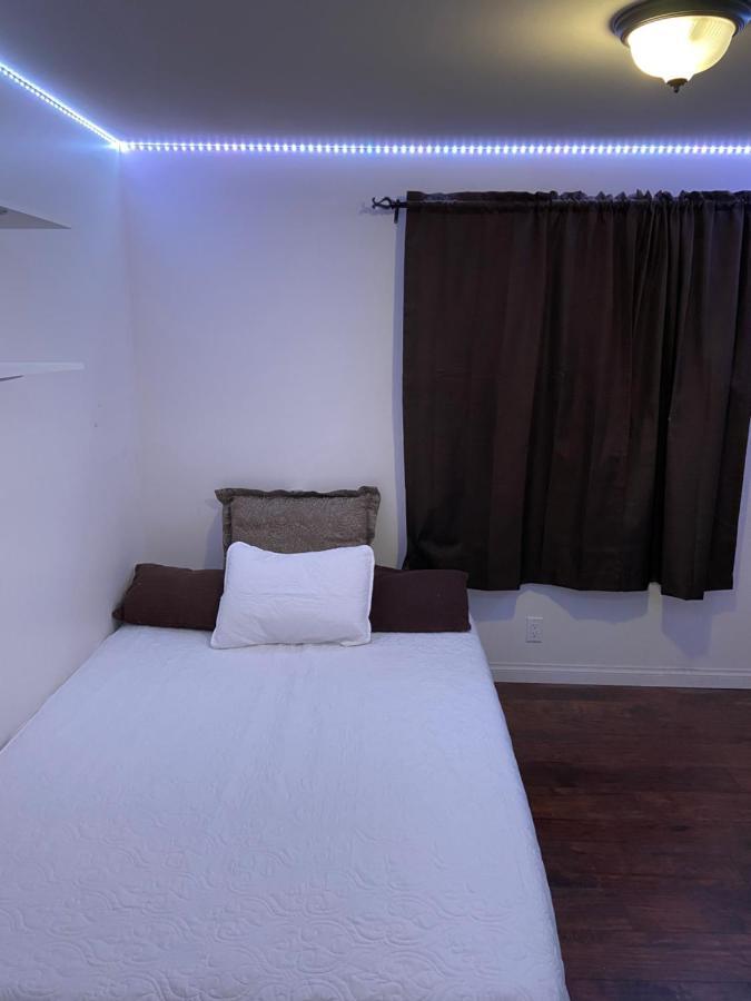 Bed and Breakfast Huntington Beach House Екстер'єр фото